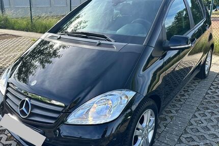 Mercedes-Benz A 160 158.786 km 7.700 &euro; Östringen 76684