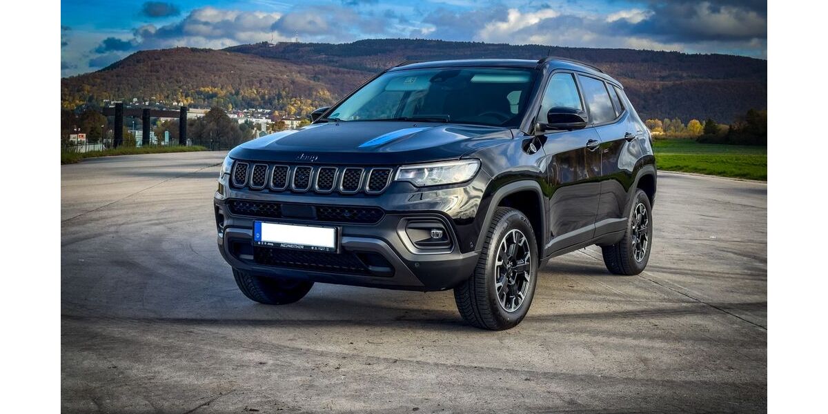 Jeep Compass 59.700 km 25.500 € Eppelheim 69214