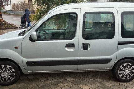 Renault Kangoo 83.000 km 5.900 &euro; Walldorf 69190