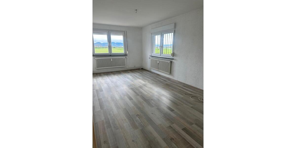 Etagenwohnung Viernheim - 4 Zimmer, 120 m&sup2;, 1.200&euro; | Angebot:26365809