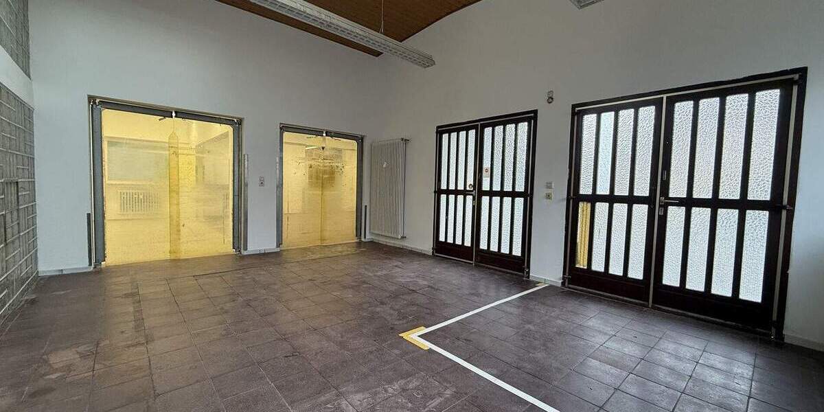 XXL-Gewerbefläche in Östringen - mit LKW-Annahme & großzügigem Parkplatz zimmer