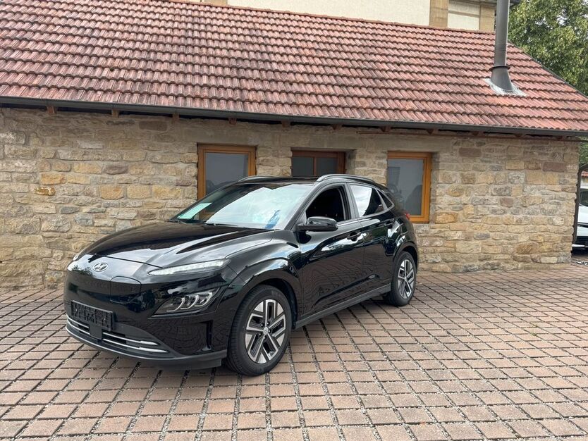 Hyundai KONA 51.450 km 16.950 € Kraichtal 76703