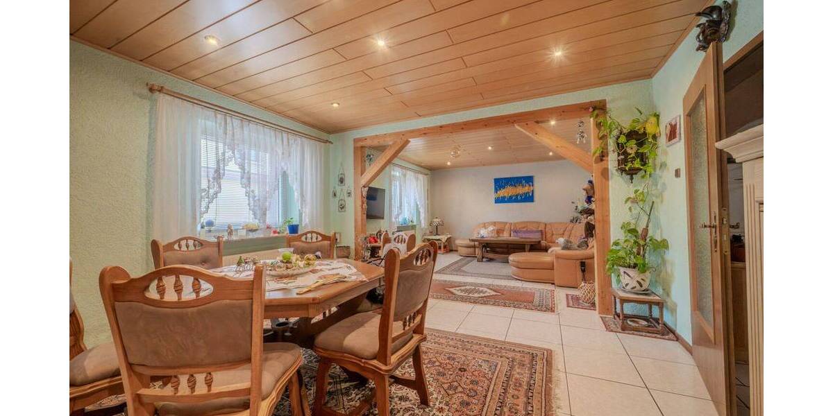 Mehrfamilienhaus, Wohnhaus Ludwigshafen am Rhein Oppau - 7 Zimmer, 227 m&sup2;, 485.000&euro; | Angebot:26616725