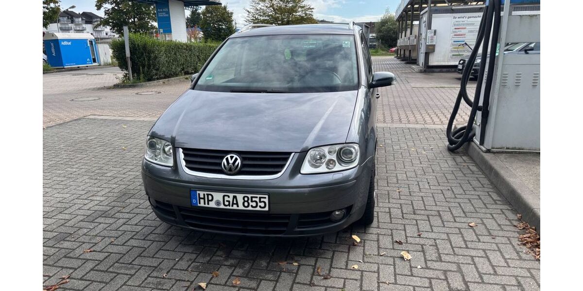 VW Touran 258.000 km 2.100 &euro; Heppenheim 64646