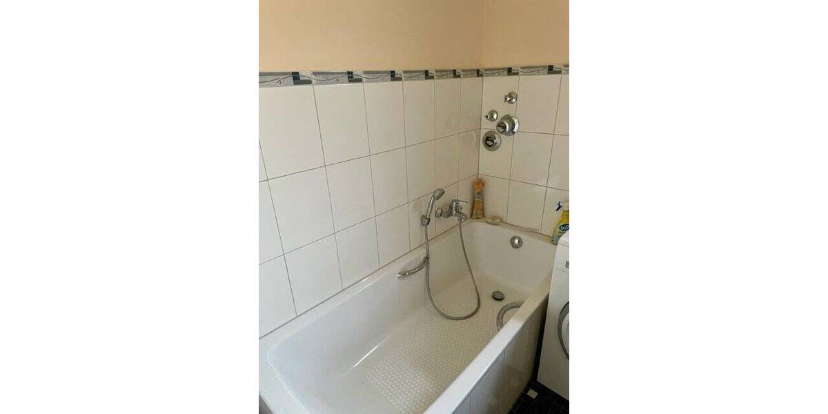 Solides Mehrfamilienhaus mit Ausbaupotenzial in Mannheim-Seckenheim 9 zimmer