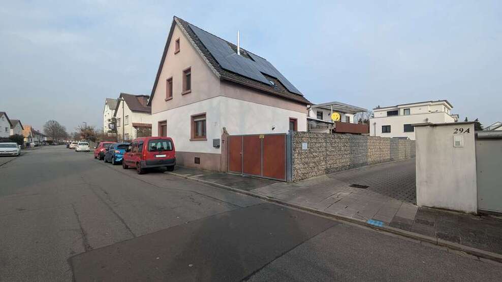 Haus zum Kaufen in Lampertheim 695.000 € 260 m²