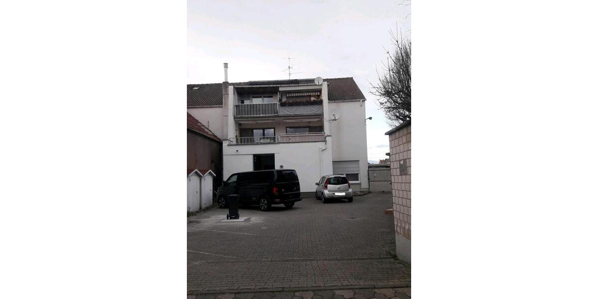 Etagenwohnung Ludwigshafen am Rhein Ludwigshafen-Oggersheim - 3 Zimmer, 85 m&sup2;, 1.300&euro; | Angebot:26197786