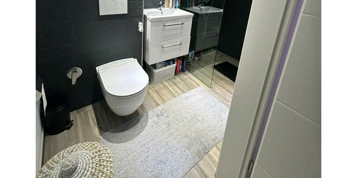 luxuriöse neubau 2Z dachgeschossPenthouse mit Terasse, EBK, FBH 2 zimmer