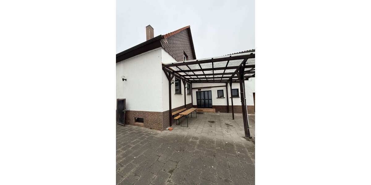 Einfamilienhaus Oberhausen - 4 Zimmer, 138 m&sup2;, 2.500&euro; | Angebot:26493642