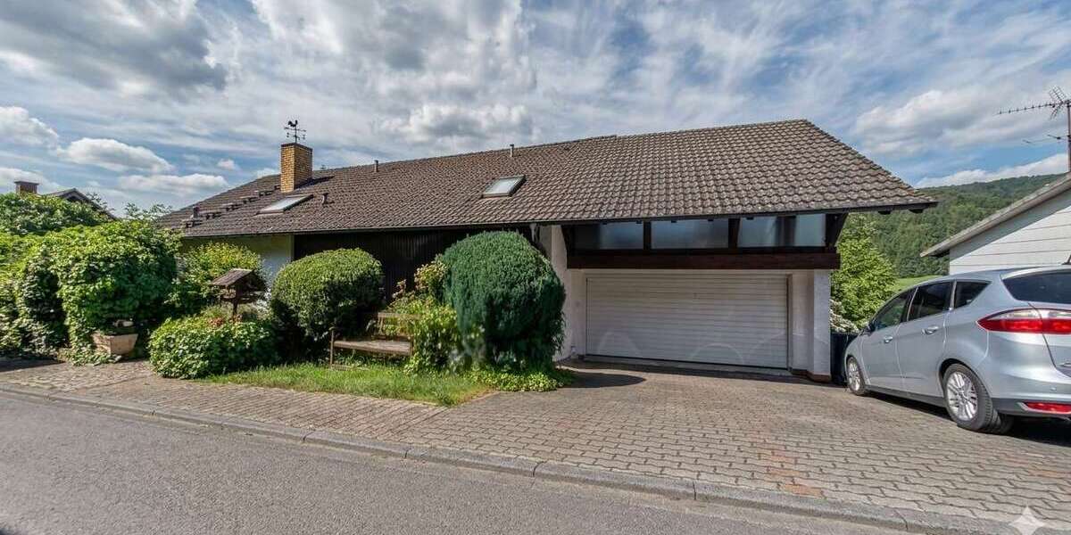 Einfamilienhaus Oberzent / Ober-Hainbrunn Hainbrunn - 9 Zimmer, 273 m&sup2;, 277.000&euro; | Angebot:26879994