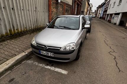 Opel Corsa 225.000 km 1.650 &euro; Mannheim 68169