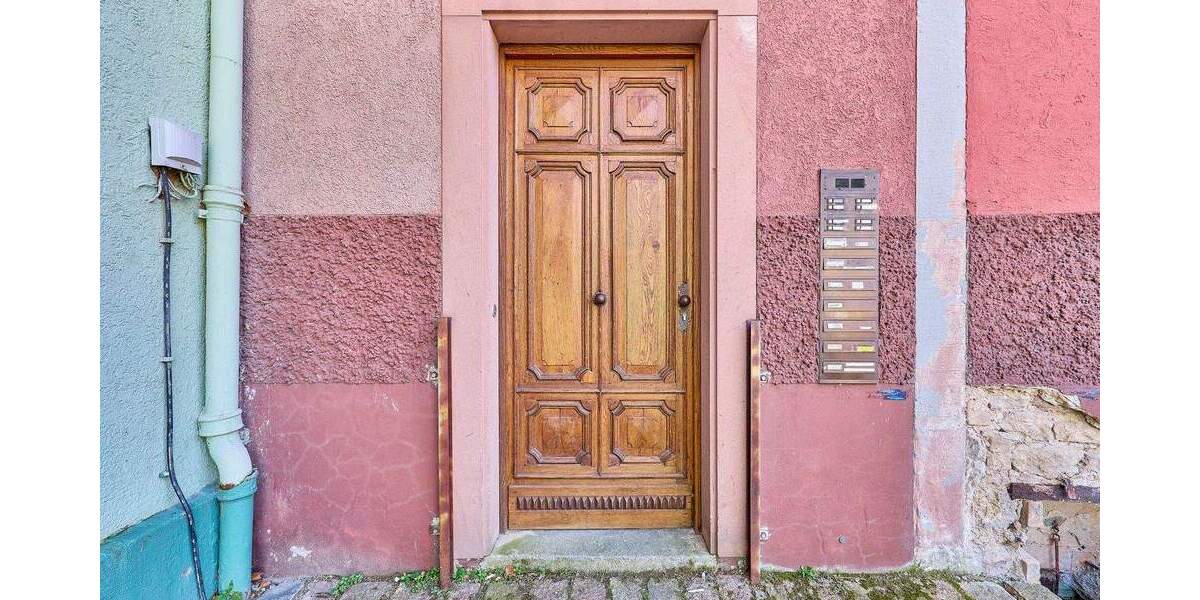 Denkmalgeschütztes 7-Parteienhaus - Kapitalanlage mit klar definiertem Sanierungspotenzial - Mehrfamilienhaus, Wohnhaus Heidelberg Altstadt | Angebot:25851529