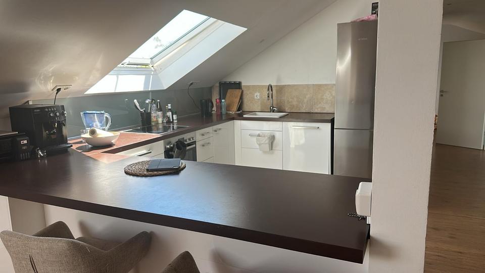 Dachgeschoßwohnung Sankt Leon-Rot Rot - 2 Zimmer, 1.490&euro; | Angebot:24585901