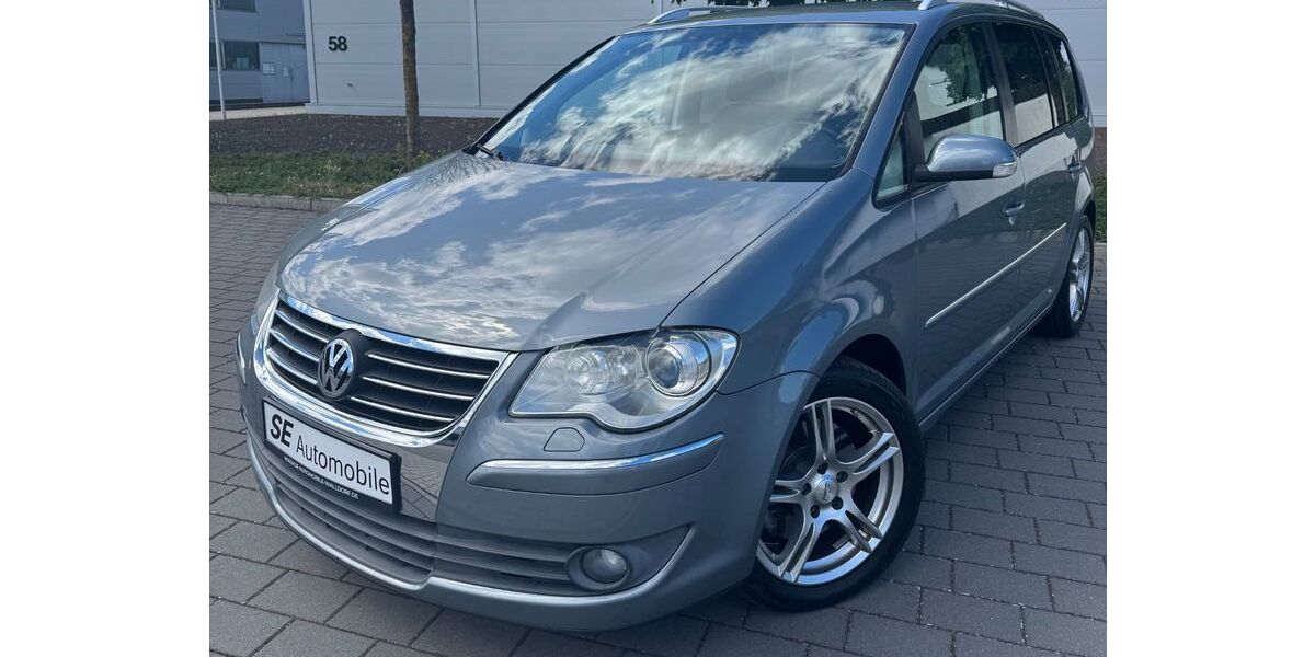 VW Touran 153.956 km 7.999 &euro; Walldorf 69190