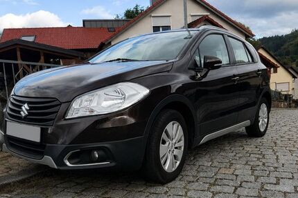 Suzuki (SX4) S-Cross 49.500 km 13.900 &euro; Rimbach 64668