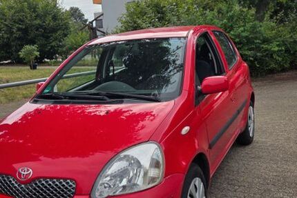 Toyota Yaris 93.000 km 2.300 &euro; Wiesloch 69168
