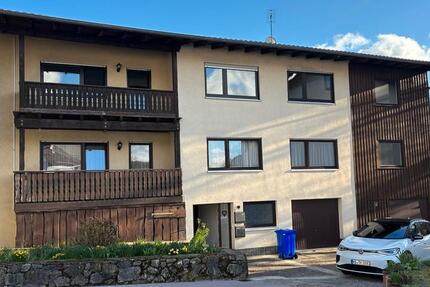 Haus Sinsheim - 8 Zimmer, 194 m&sup2;, 1.900&euro; | Angebot:25950758