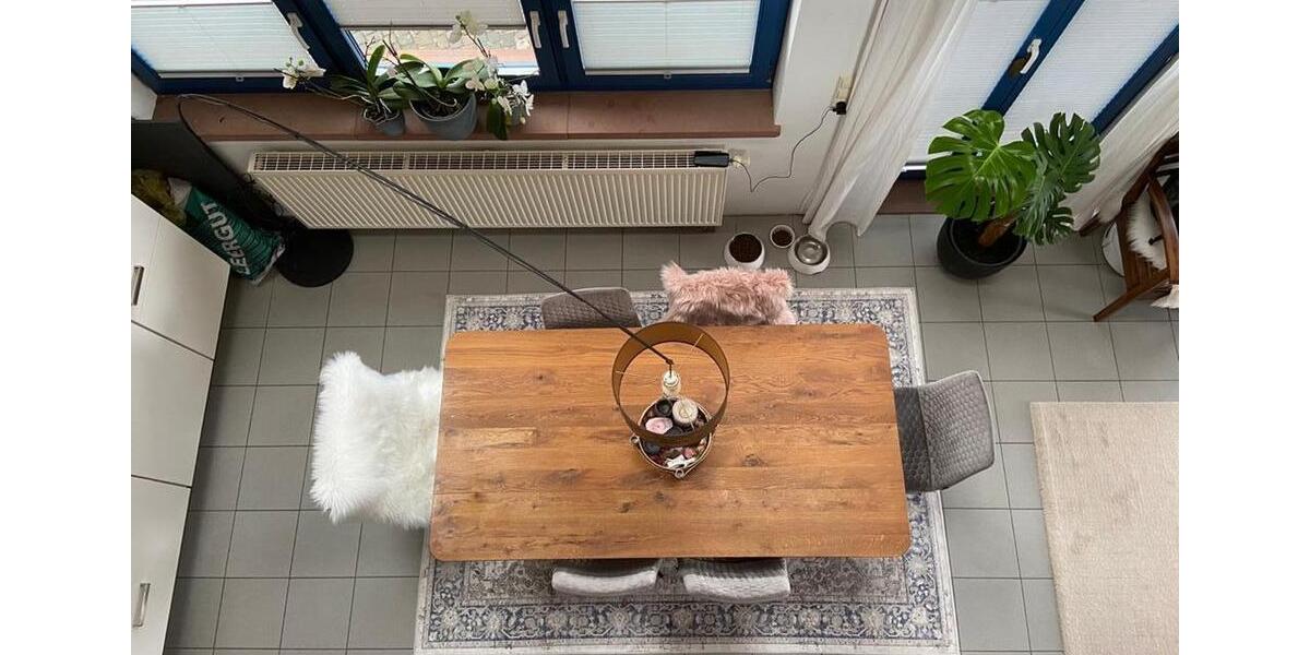 71m² hochwertige vollmöblierte Maisonette-Wohnung mit Einbauküche, Balkon, Kamin und Galerie 2 zimmer