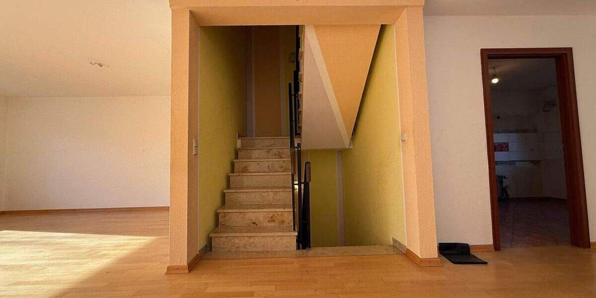 Reihenmittelhaus Mannheim Rheinau - 4 Zimmer, 122 m&sup2;, 365.000&euro; | Angebot:25336360