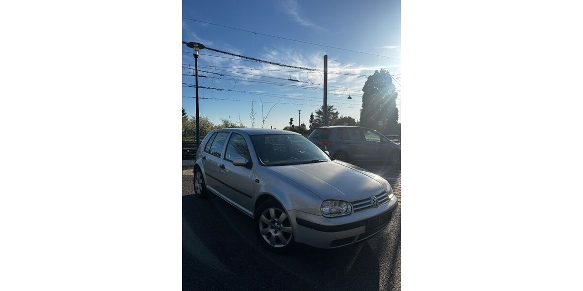 VW Golf 140.000 km 2.900 &euro; Edingen-Neckarhausen 68535