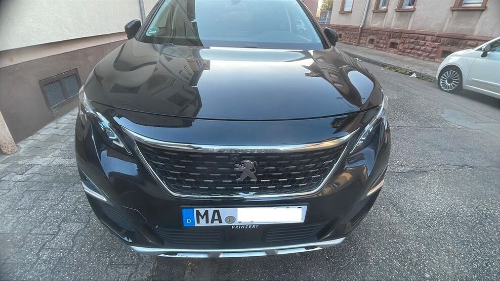 Peugeot 3008 126.000 km 18.300 € Mannheim 68229