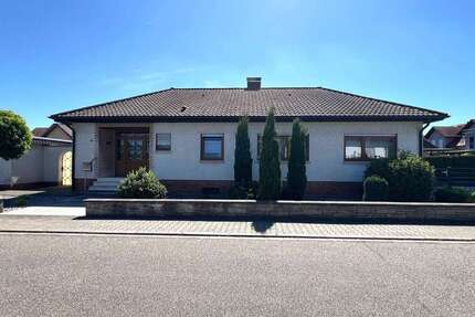 Haus Philippsburg - 4.5 Zimmer, 149 m&sup2;, 585.000&euro; | Angebot:22225881