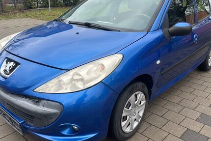Peugeot 206 98.898 km 3.299 &euro; Wiesloch 69168