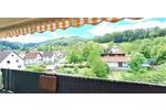 2 Parteienhaus mit großem Garten, Garage & 2 Stellplätzen