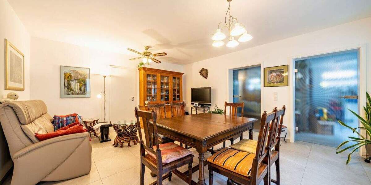 Einfamilienhaus Brühl - 9 Zimmer, 320 m&sup2;, 1.649.000&euro; | Angebot:25337935