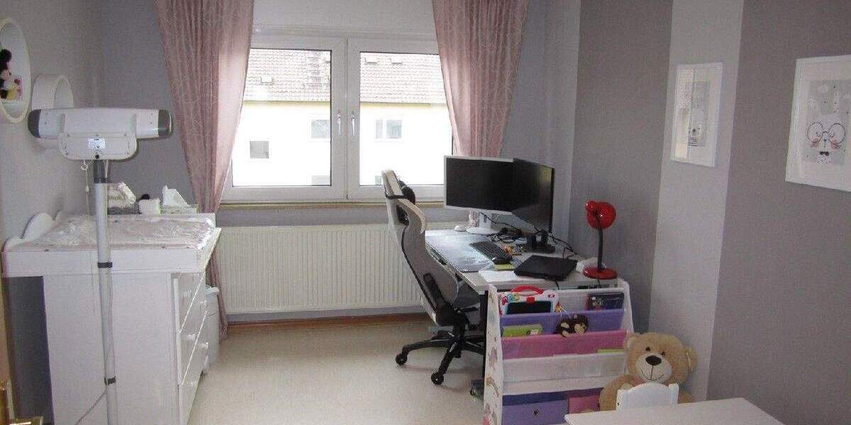 Etagenwohnung Mannheim Rheinau - 3 Zimmer, 97 m&sup2;, 870&euro; | Angebot:25684799